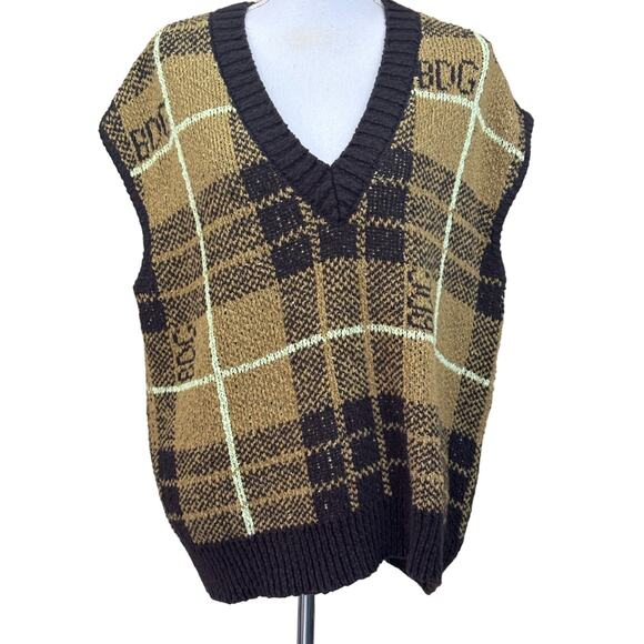BDG brown/gold/tan sweater vest, small, layering, academic, thick, cozy, plaid - Picture 1 of 6
